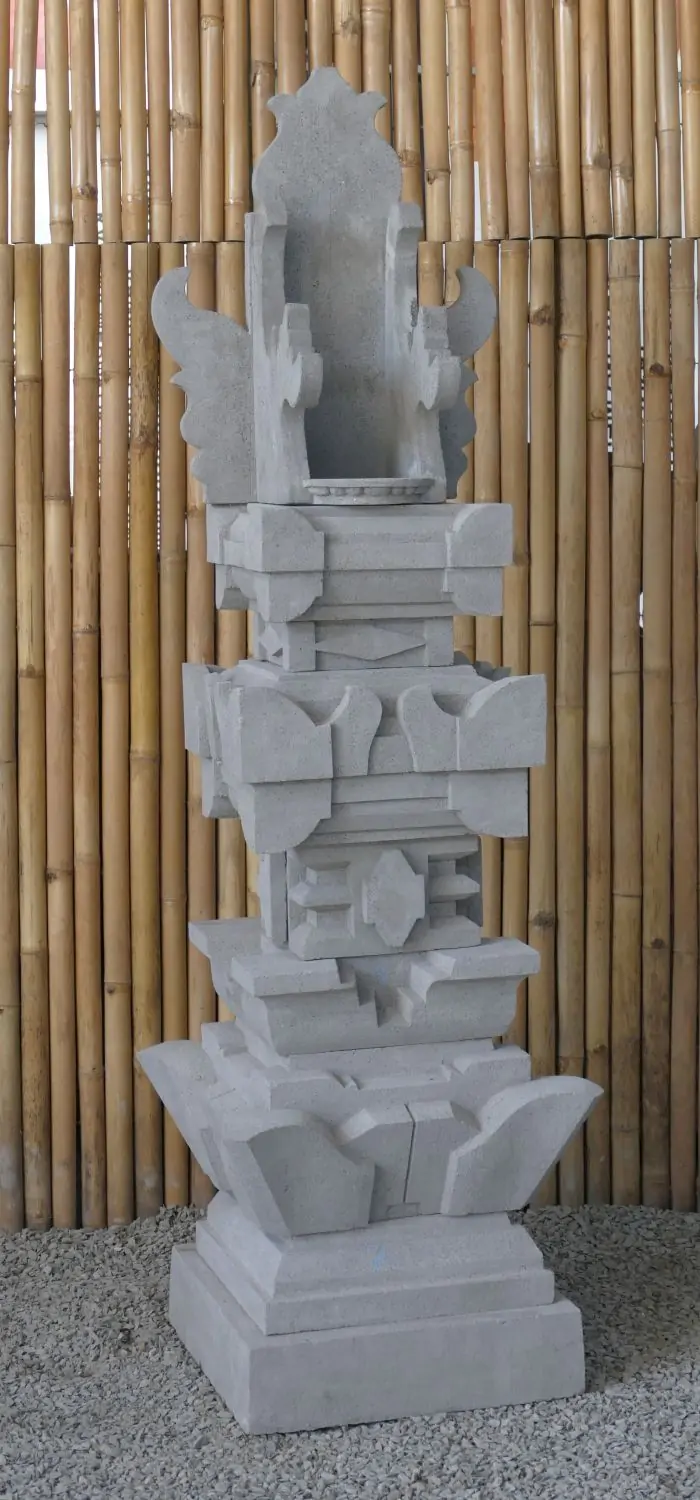  Product image 10 of the product “Balinese Temple, casted with Paras Stone, with open place on top, 170cm. Mulitparted ”